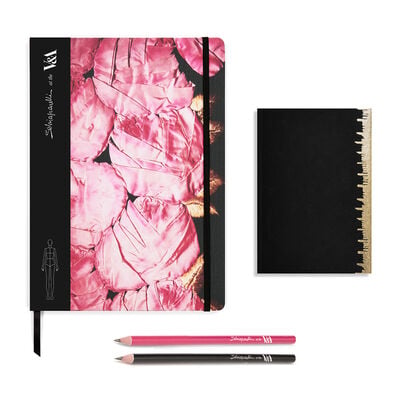 Schiaparelli: Fashion Becomes Art creative tools set