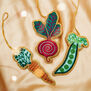 Peapod embroidered decoration