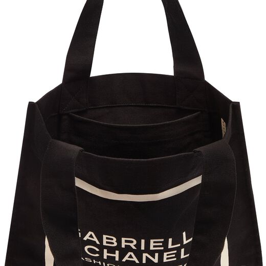 166525 V&A GABRIELLE CHANEL  