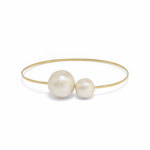 Double cotton pearl bracelet by Anq