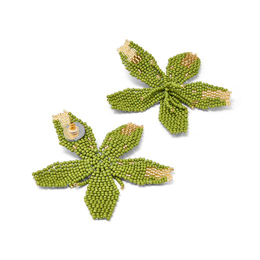 Green beaded flower earrings