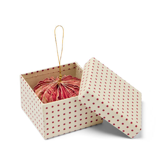 Pumpkin paper decoration