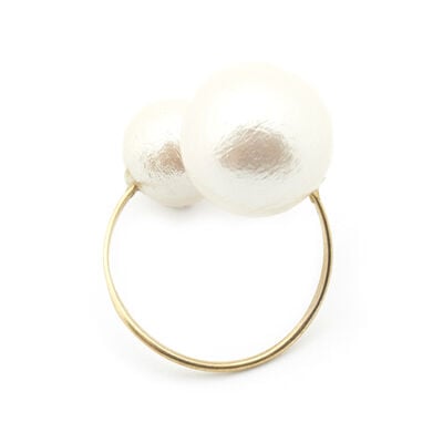 Cotton pearl ring by Anq