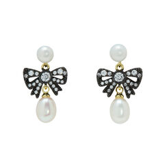 Marie Antoinette inspired pearl and bow earrings by Margaux Studios