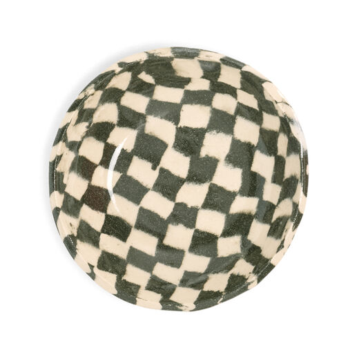 Black & white check dish