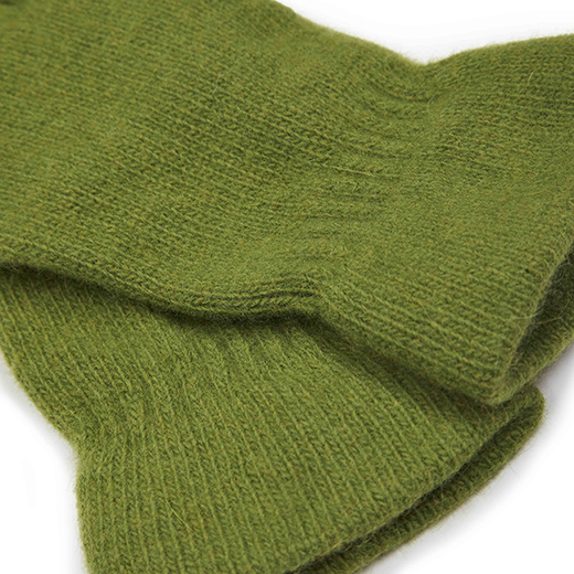 Green gloves