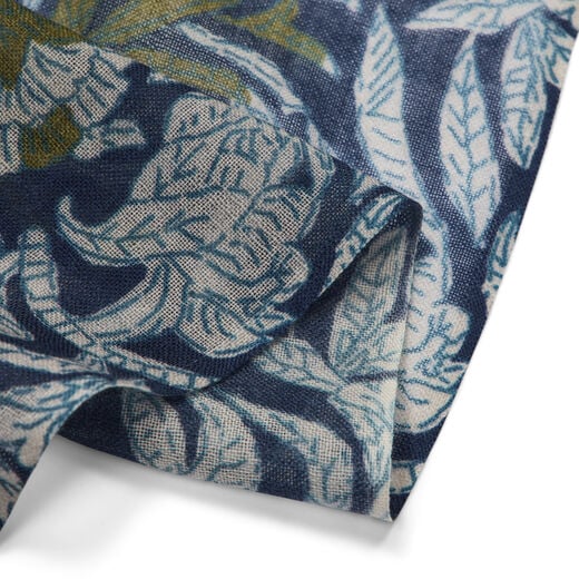 Blue floral wool blend scarf