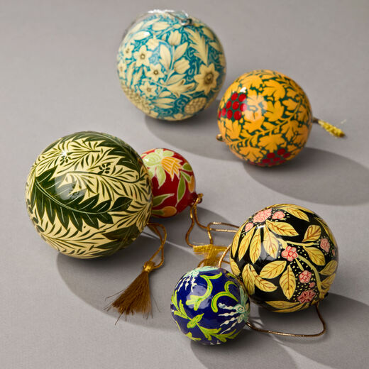 Arts & Crafts baubles set of 6