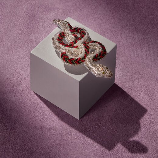 Snake embroidered brooch &ndash; inspired by Cartier