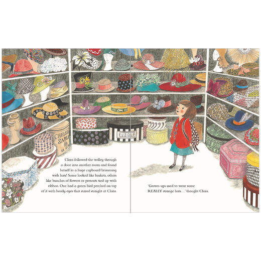 Clara Button and the Magical Hat Day (paperback)