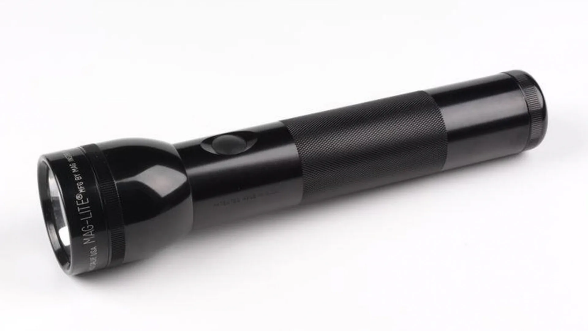 Black aluminium Maglite torch