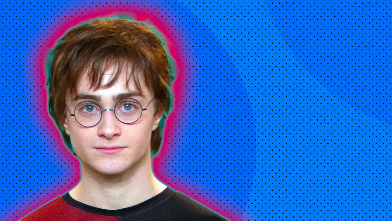 An image of Daniel Radcliffe as Harry Potter looking directly at the viewer set against a blue dotted background with a red and green halo.
