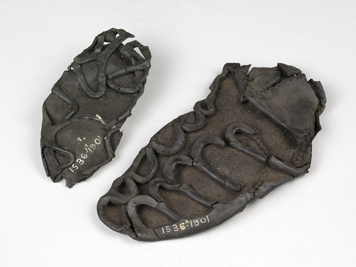 Silk Brocade Pompadour Shoes - Elmbridge Museum: Elmbridge Museum Website